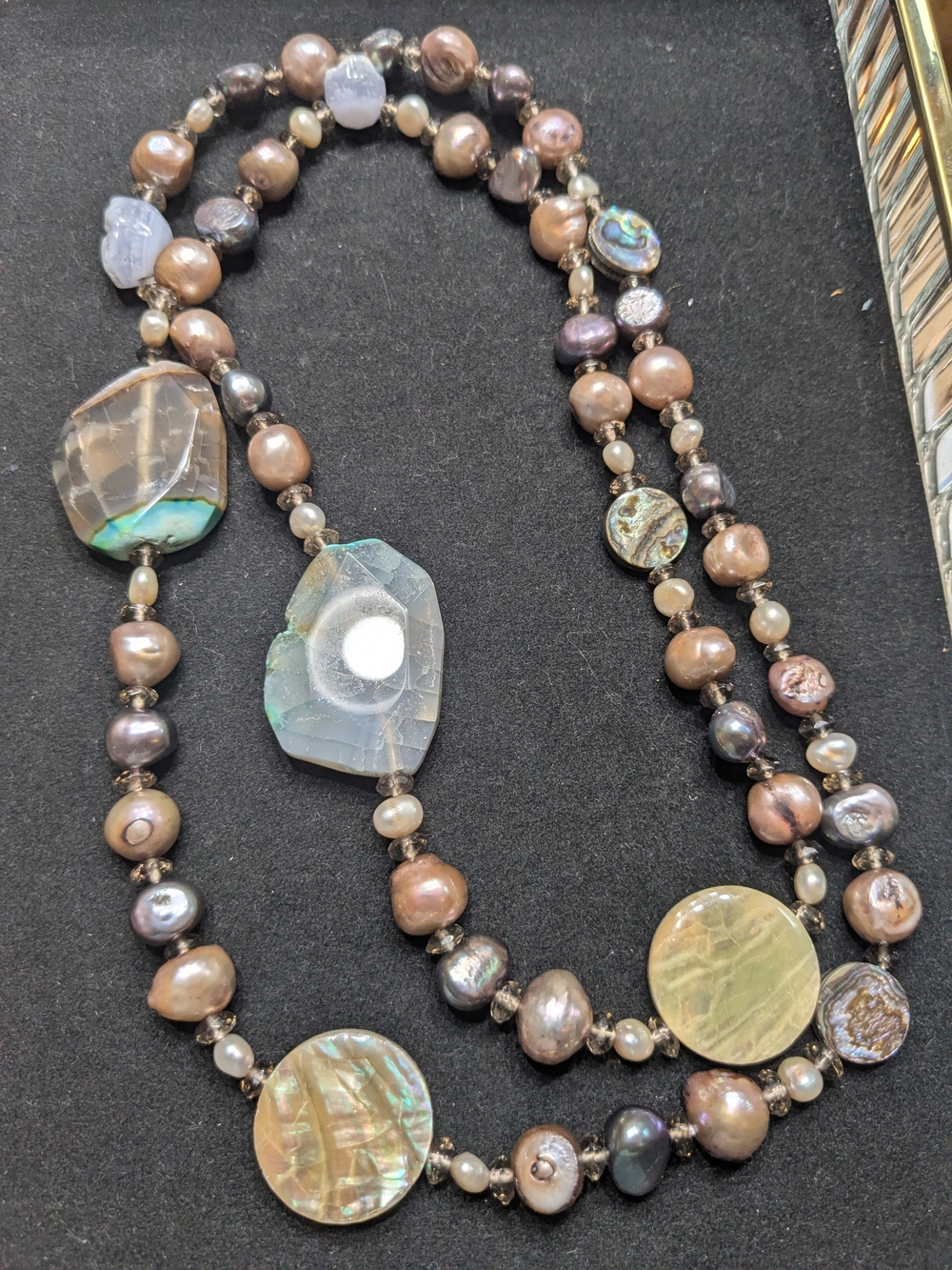 Handcrafted Fresh Water Pearl And Agate Stone Necklace